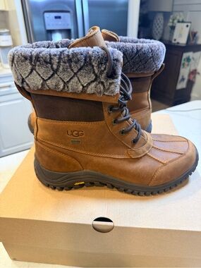 UGG Adirondack Boot II Luxe Quilt Waterproof Boots Women’s Size 11